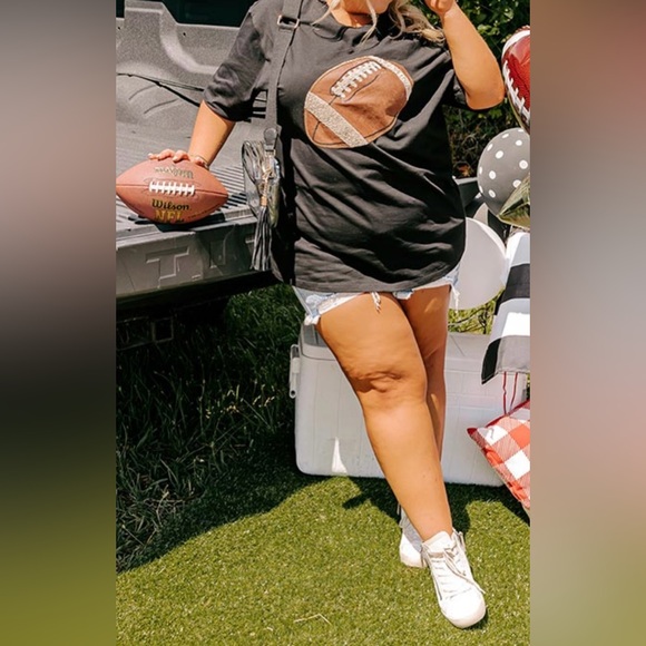 Sequin Football Graphic Oversized T-Shirt  SIZE 2X   *NEW WITH TAGS* - Picture 5 of 16